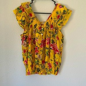 Super Nice ladies blouse nice spring or summer wear